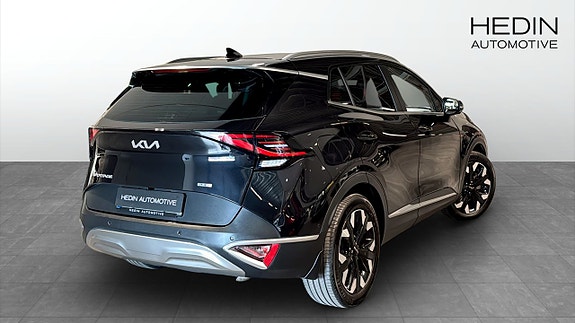 Kia Sportage 2 of 5