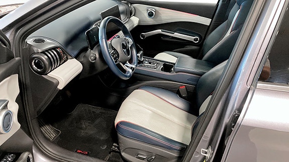 BYD Atto 3 4 of 5