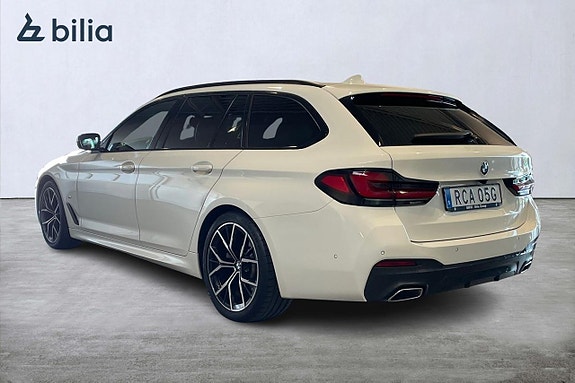 BMW 520d 2 of 5