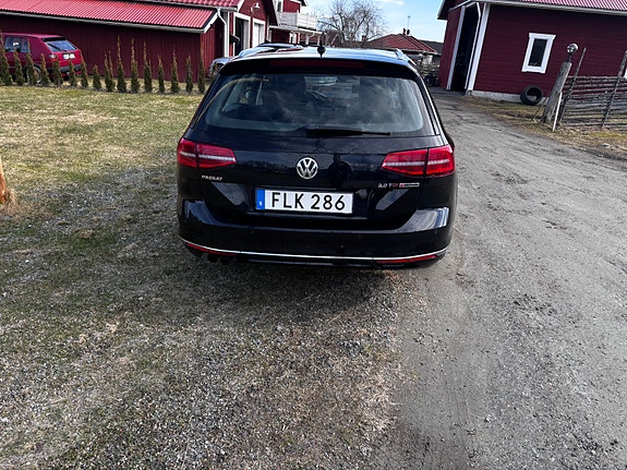 Volkswagen Passat 5 of 5