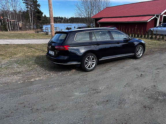 Volkswagen Passat 3 of 5