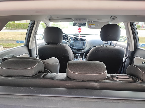 Kia Ceed 4 of 5