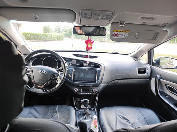Kia Ceed 3 of 5