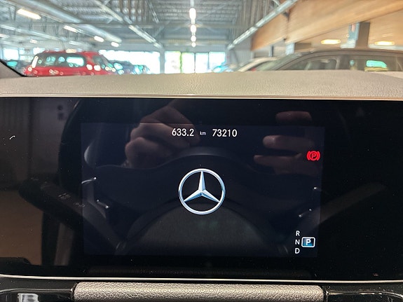 Mercedes-Benz B180 13 of 25
