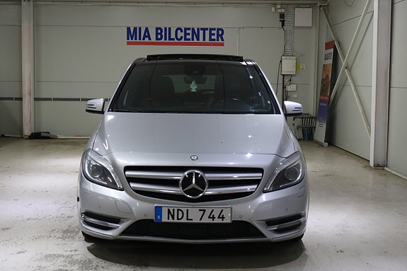 Mercedes-Benz B180 5 of 5