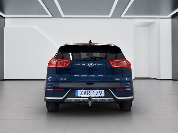 Kia Niro 2 of 5
