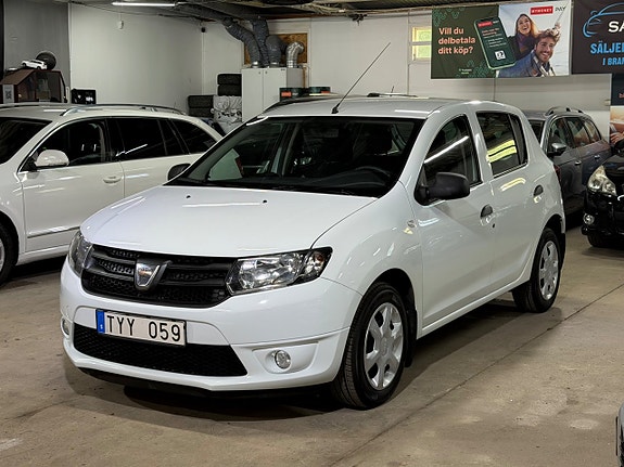 Dacia Sandero 3 of 14