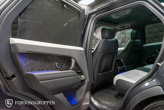 Land Rover Range Rover Sport 25 of 27