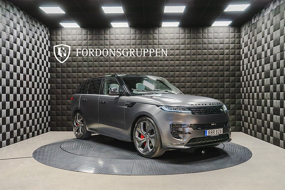 Land Rover Range Rover Sport 11 of 27