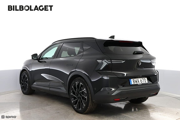 Renault Scenic E-Tech 3 of 5