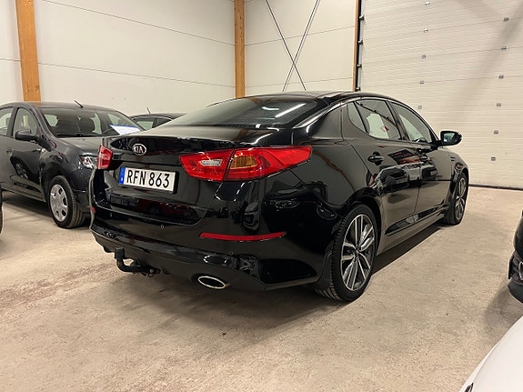 Kia Optima 3 of 5