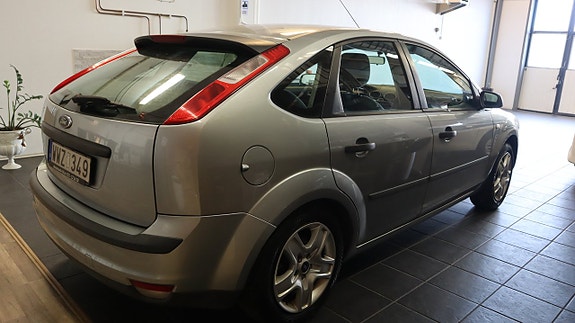 Ford Focus 4 of 5