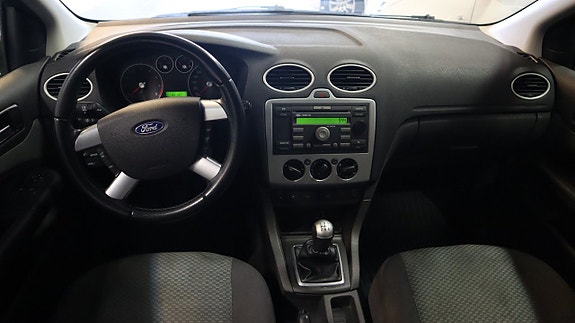 Ford Focus 6 of 6