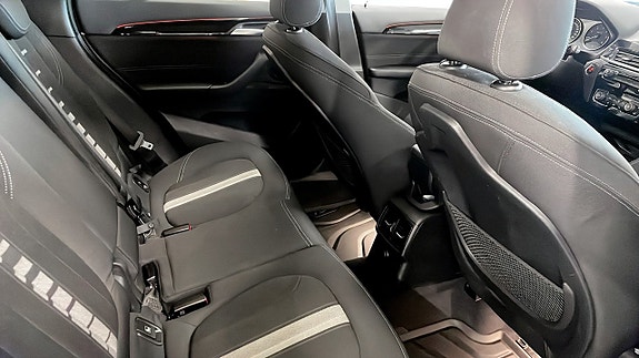 BMW X1 5 of 5