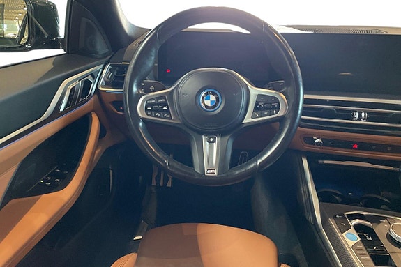 BMW i4 8 of 16