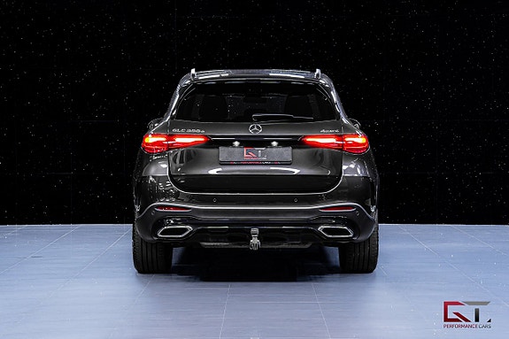 Mercedes-Benz GLC300 e 7 of 20