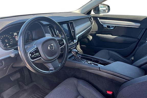Volvo V90 13 of 30