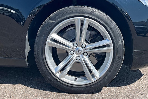 Volvo V90 12 of 30