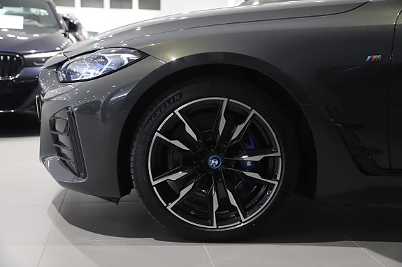 BMW i4 3 of 5