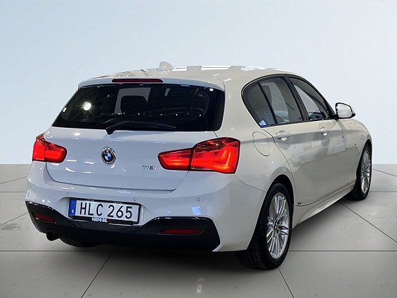 BMW 118i 5 of 19