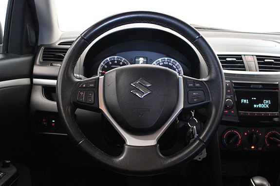 Suzuki Swift 13 of 16