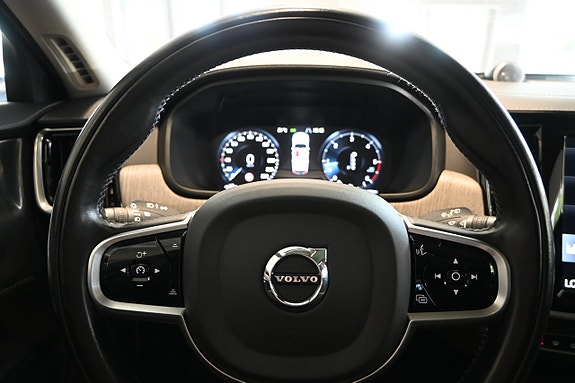 Volvo V90 Cross Country 19 of 25