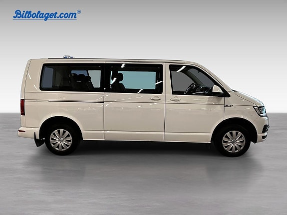 Volkswagen Caravelle 4 of 5