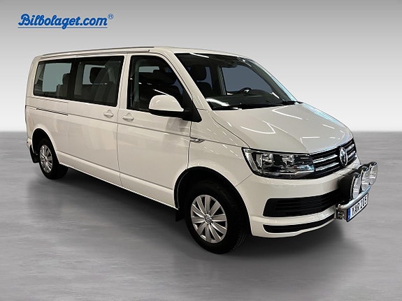 Volkswagen Caravelle 3 of 5