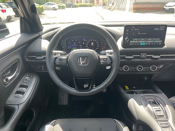 Honda ZR-V 10 of 11