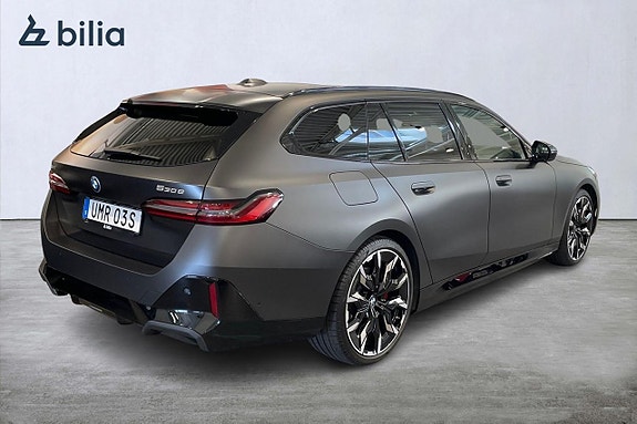 BMW 530e 16 of 17