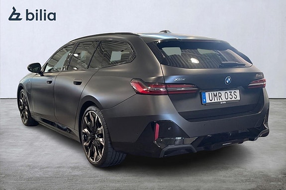 BMW 530e 2 of 5