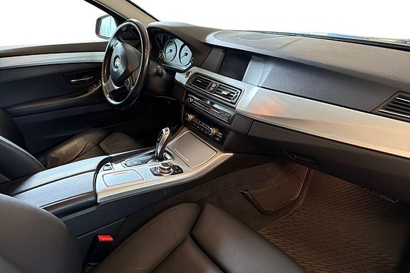 BMW 525d 9 of 21