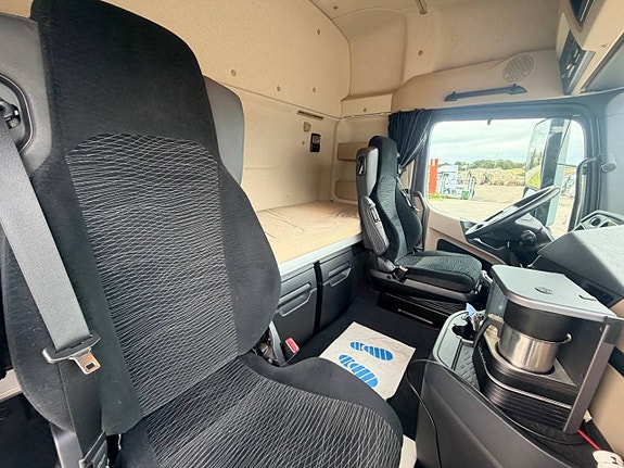 Mercedes-Benz Actros 2545 9 of 12