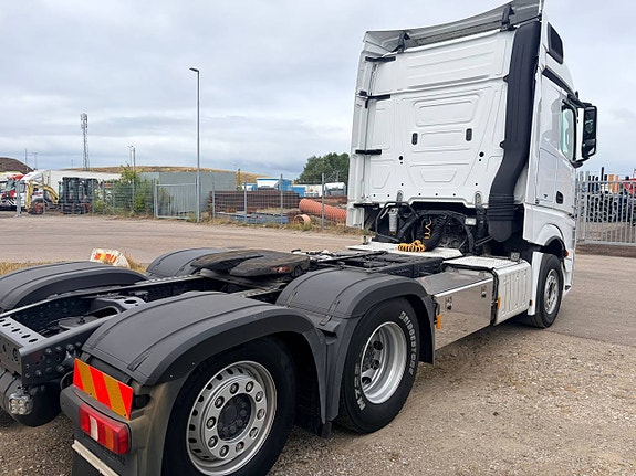 Mercedes-Benz Actros 2545 3 of 12