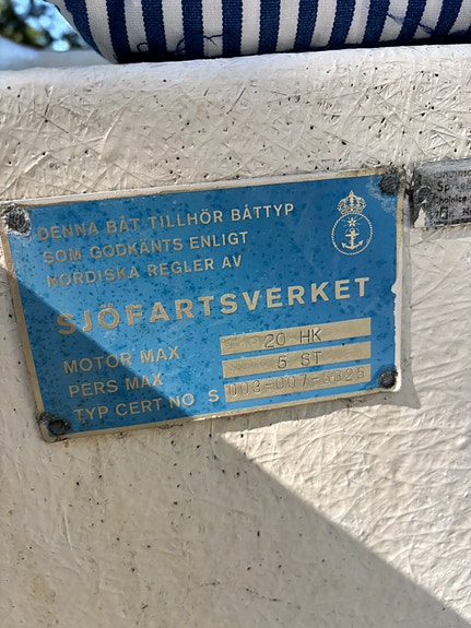 Crescent småbåt 25 hk 4 of 5