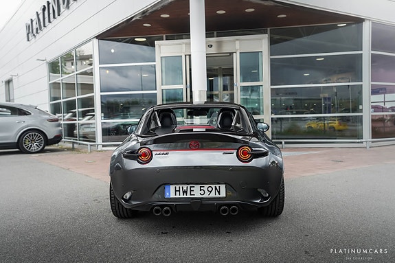Mazda MX-5 4 of 5