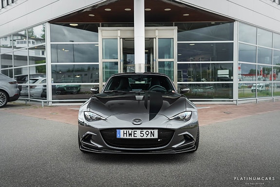 Mazda MX-5 3 of 5