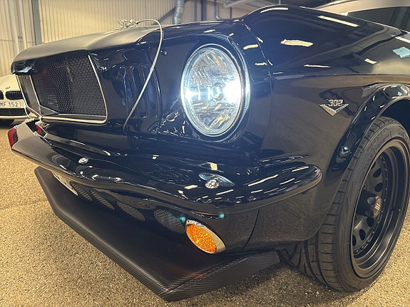 Ford Mustang 20 of 20