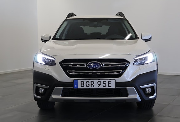 Subaru Outback 3 of 5