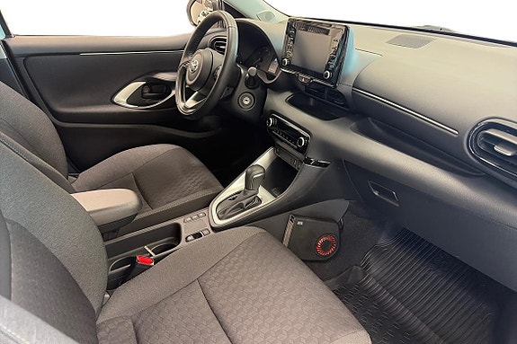 Toyota Yaris 6 of 10