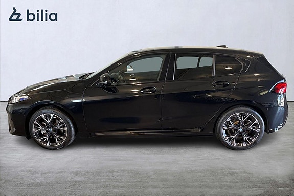 BMW 120 3 of 5