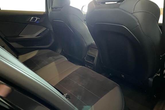BMW 120 7 of 16
