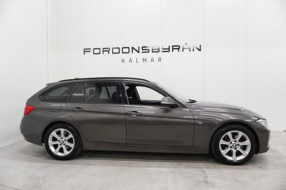 BMW 320d 3 of 5