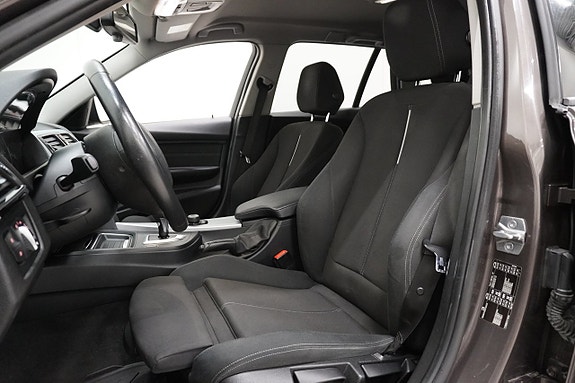 BMW 320d 12 of 19