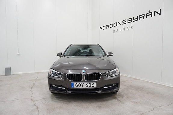 BMW 320d 4 of 5