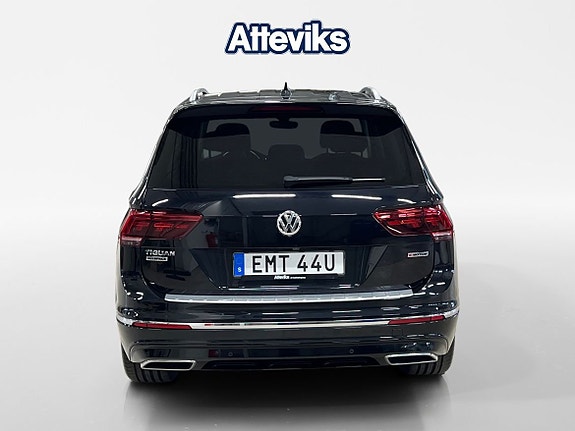 Volkswagen Tiguan Allspace 4 of 5