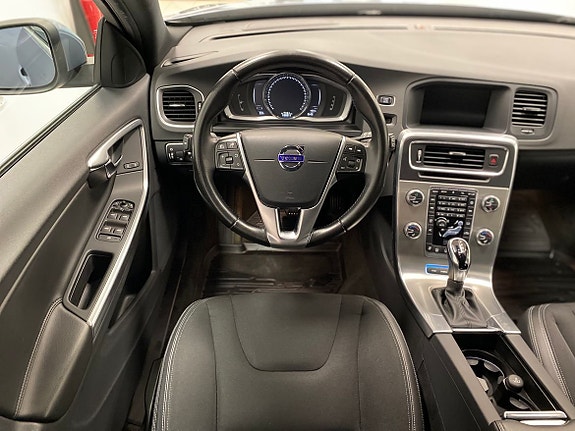 Volvo V60 11 of 22