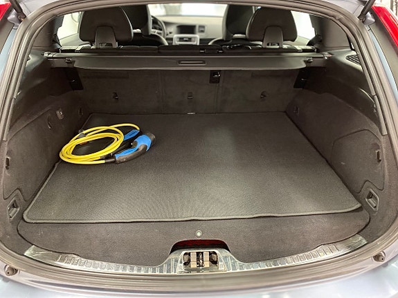 Volvo V60 8 of 22