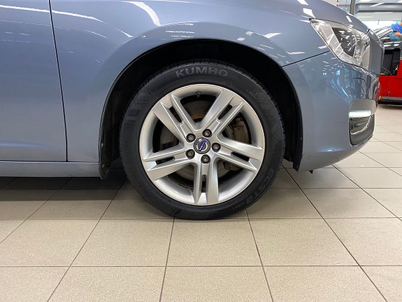 Volvo V60 6 of 22