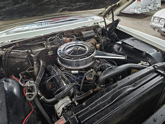 Cadillac Deville 14 of 15
